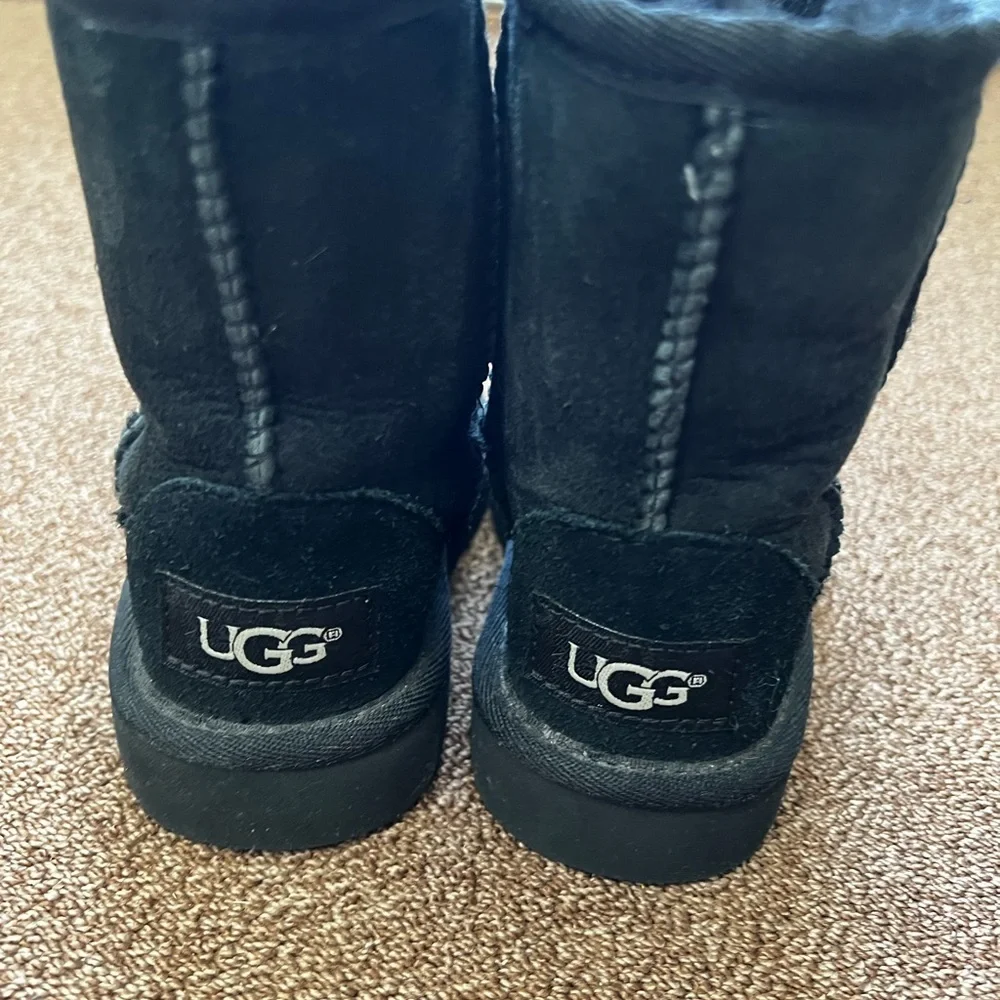 UGG Classic Black Boots  size - 7 Infant